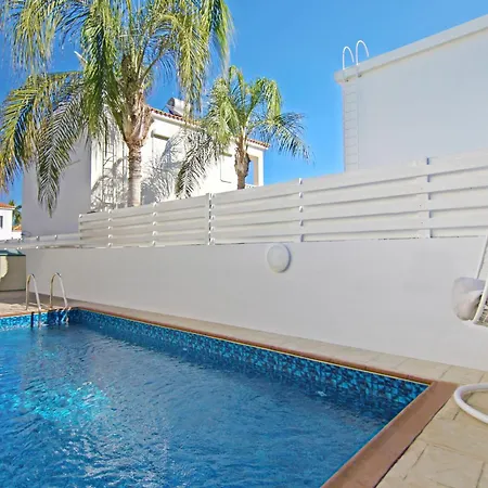 Villa Clara Protaras