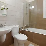 Clara Vilă *