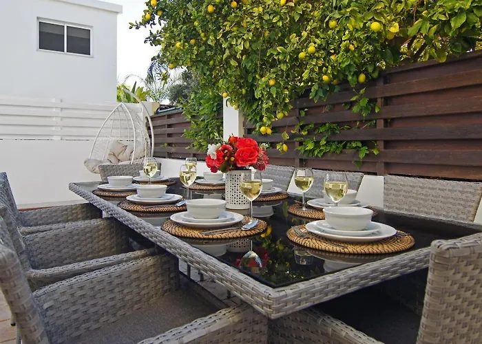 Clara Villa Protaras